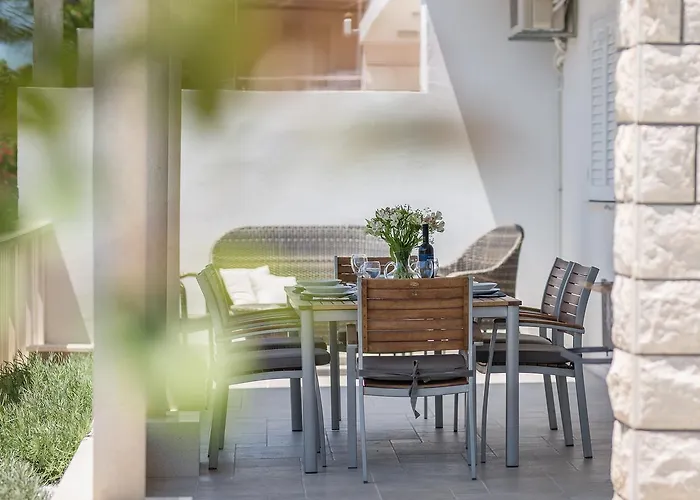 Juliet Ντουμπρόβνικ